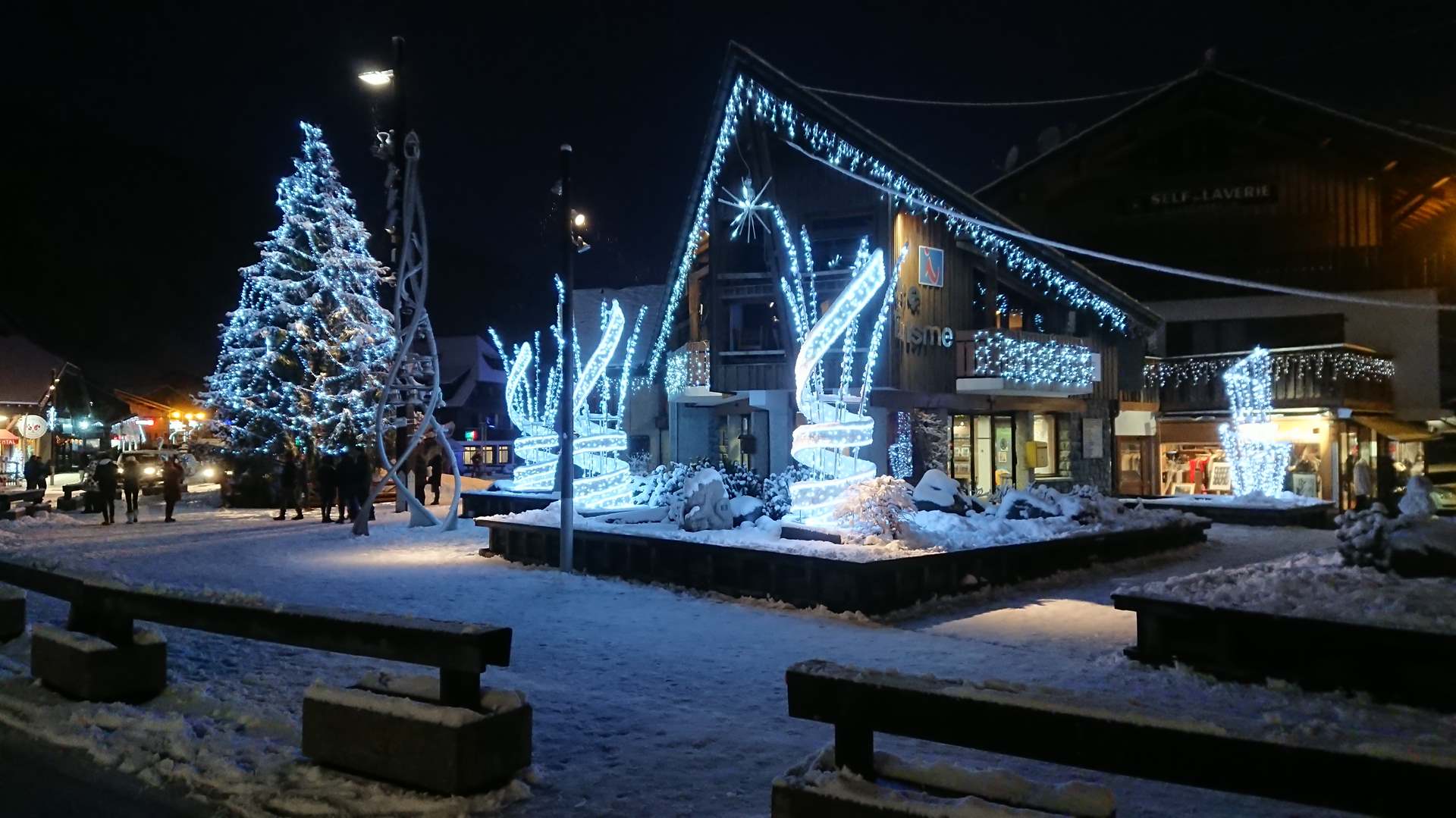 MORZINE ILLUMINE