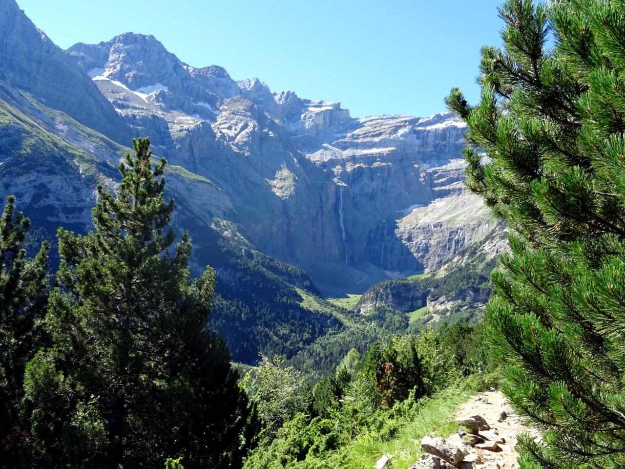 PYRENEES