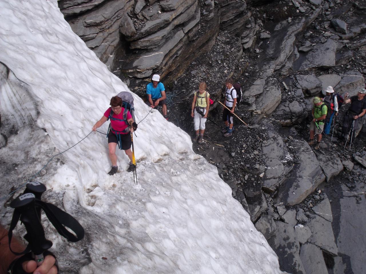 Névé très incliné, presque vertical