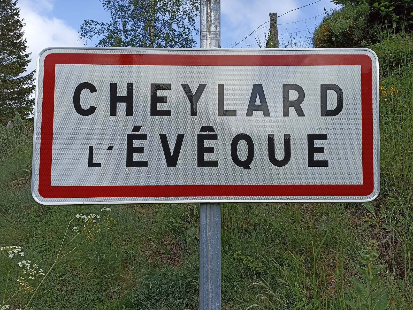 12 Juin: Cinquième étape de L'Herm à Laveyrune par Cheylard-L'Evêque