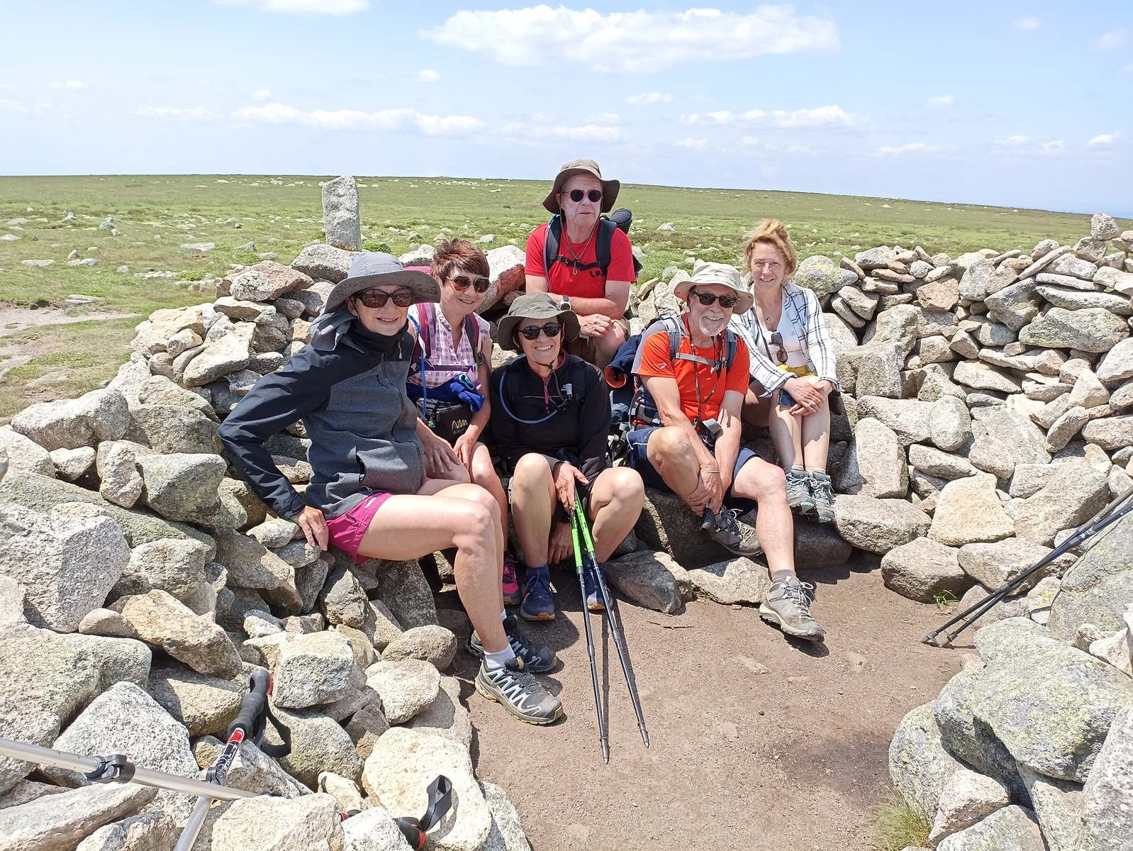 15 Juin: Huitième étape du Bleymard au Pont-de-Montvert par le Mont Lozère (1699m)