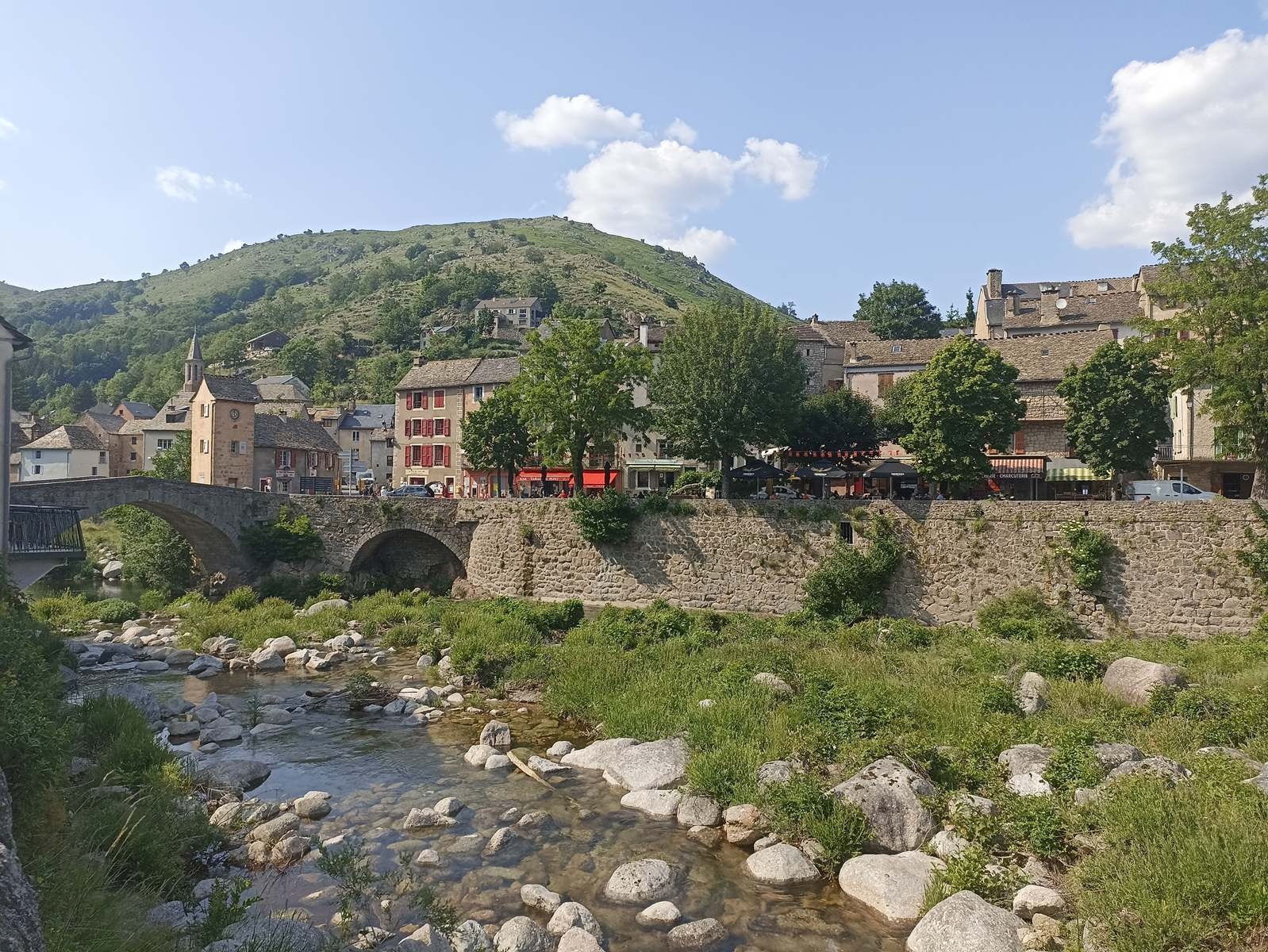 15 Juin: Huitième étape du Bleymard au Pont-de-Montvert par le Mont Lozère (1699m)