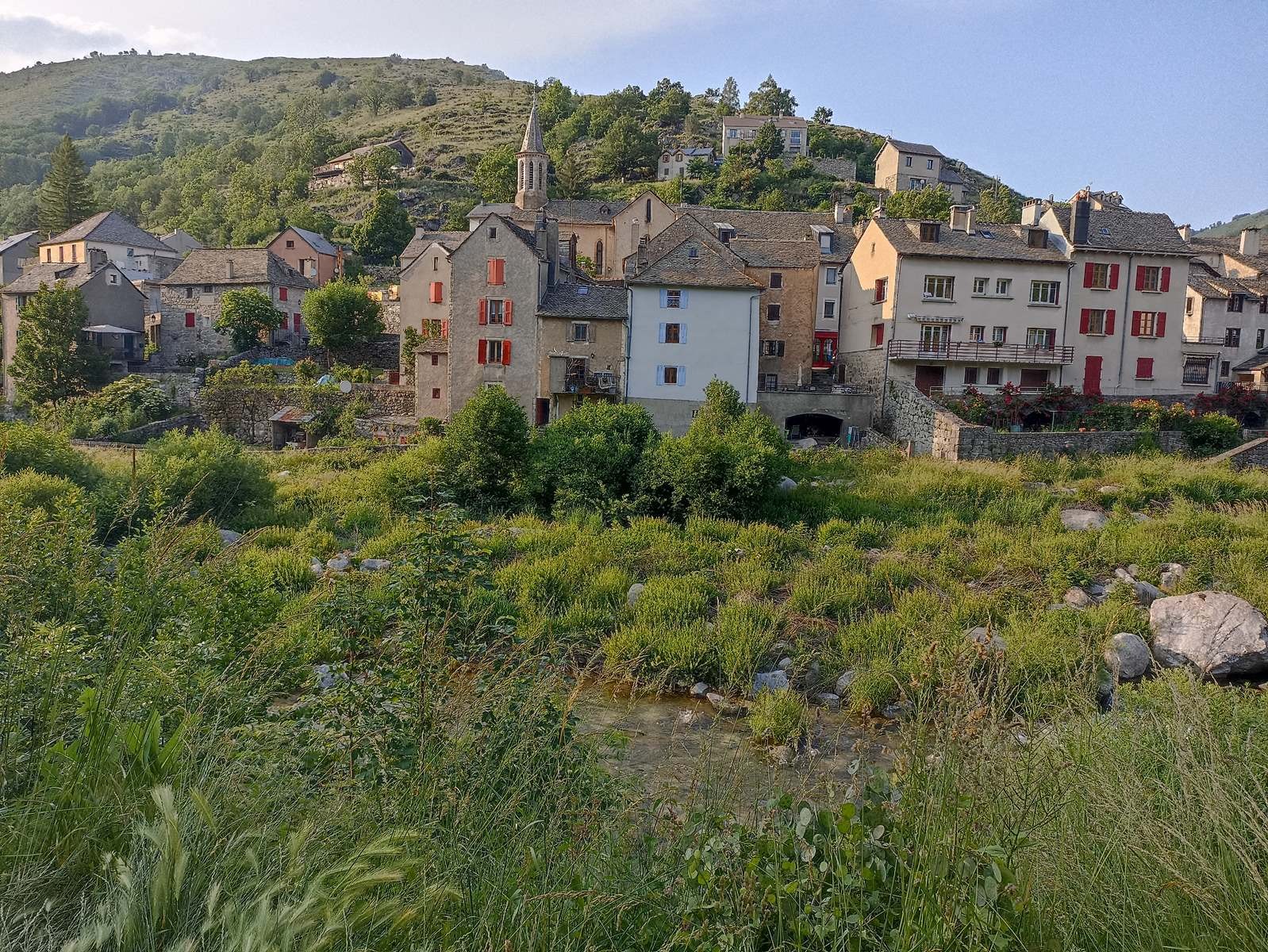 15 Juin: Huitième étape du Bleymard au Pont-de-Montvert par le Mont Lozère (1699m)