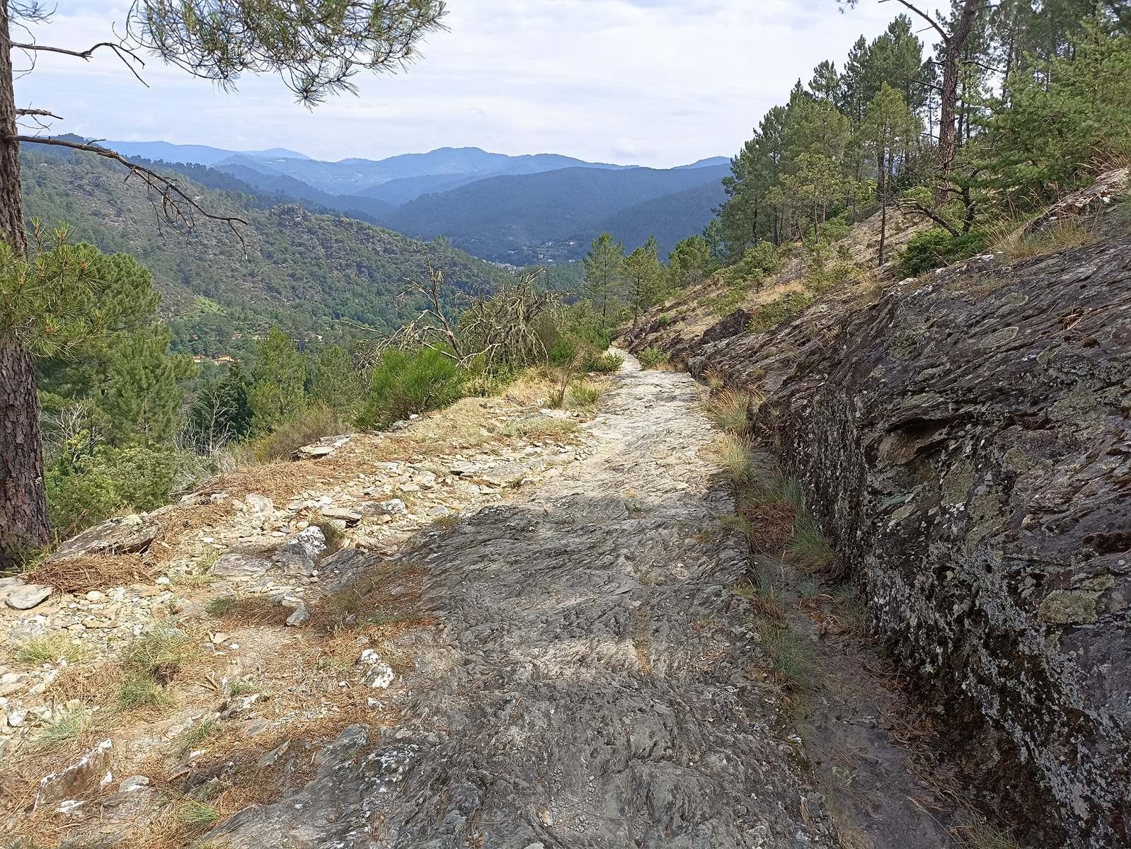 19 Juin: Douzième étape de Lébou à St-Jean-du-Gard par St-Etienne-Vallée-Française