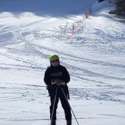 Un skieur