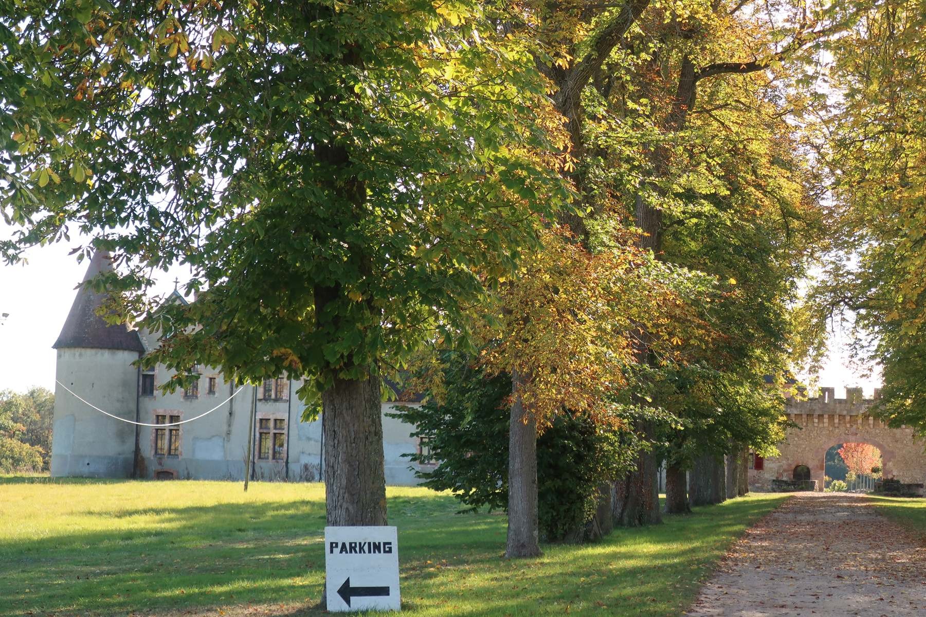 AUDES: bel après midi d'automne