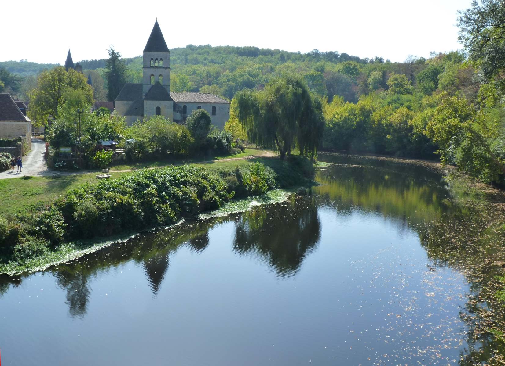 Vendredi 13: Saint Léon sur Vézère, visite et canoë